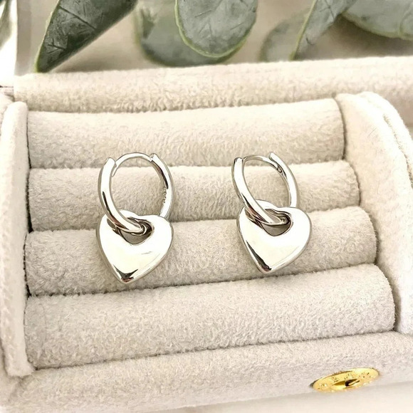 925 Sterling Silver Heart Earrings Huggie Hoops Small Huggies - Picture 1 of 5